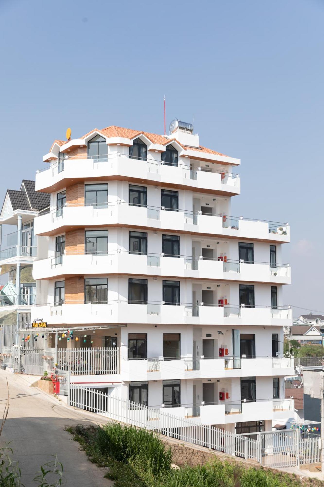 Khach San Anh Sang - Light House Hotel Da Lat Exterior foto